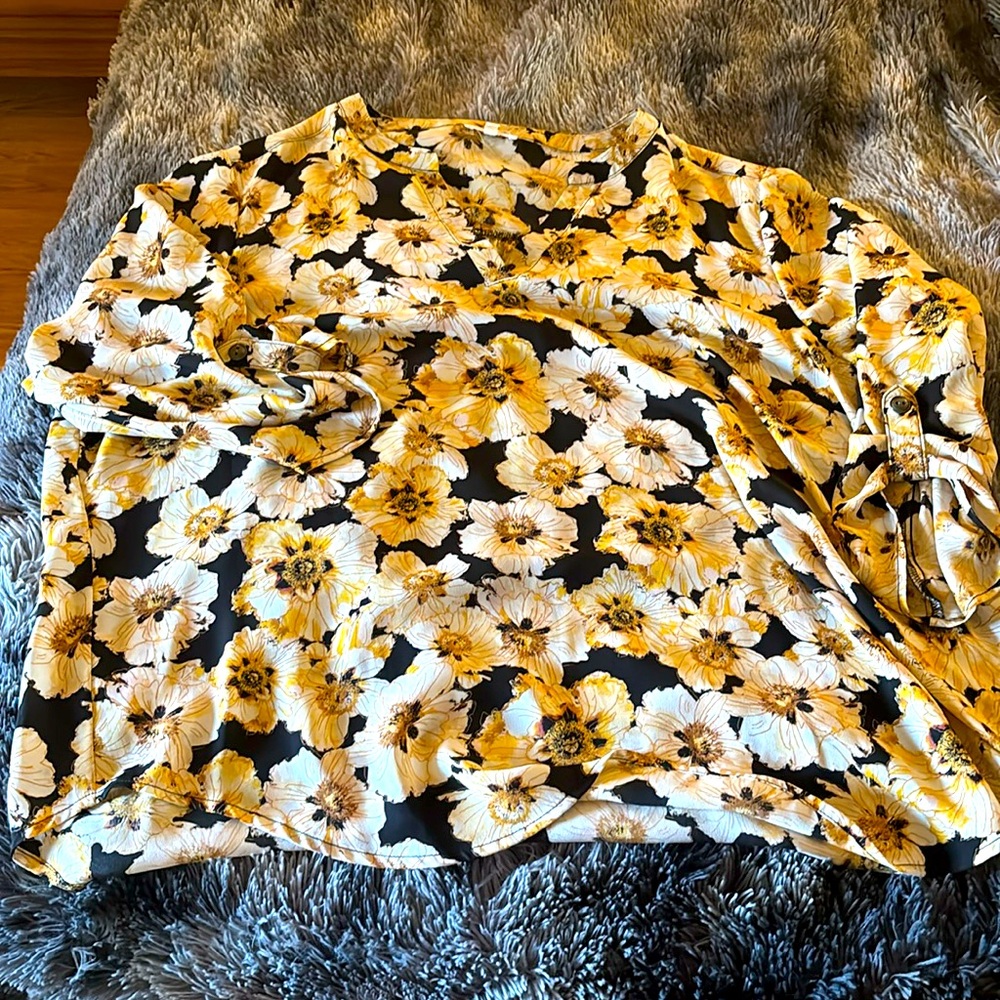 Maurice’s blouse perfect for work